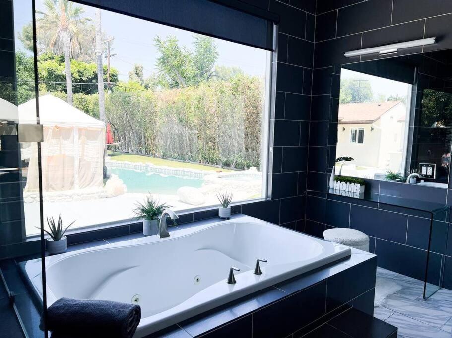 Сasa de vacaciones Luxury Oasis In Encino W Pool & Los Ángeles