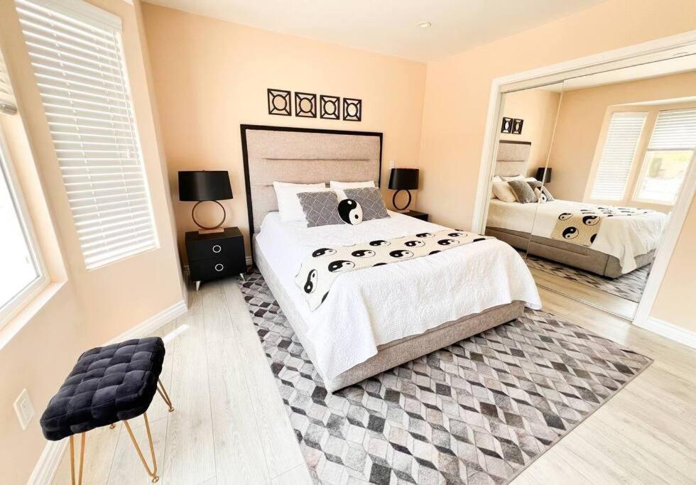 Сasa de vacaciones Luxury Oasis In Encino W Pool &