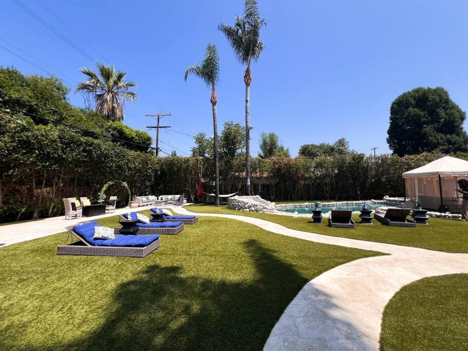Сasa de vacaciones Luxury Oasis In Encino W Pool & *
